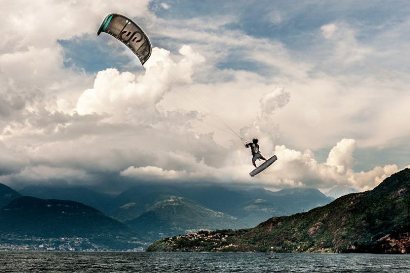 f6036   niels holmgaard   como lake flying